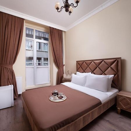 Hotel Taxim Cool Estambul Exterior foto