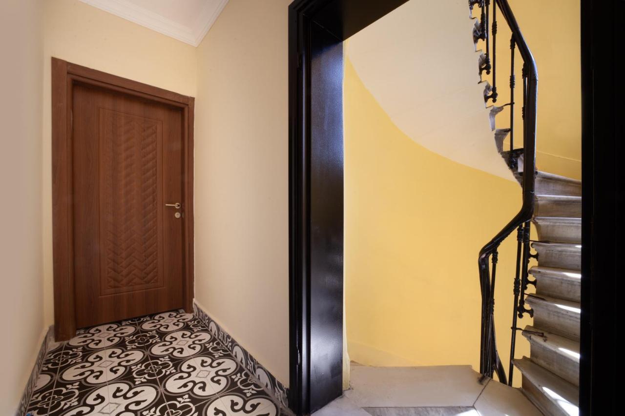 Hotel Taxim Cool Estambul Exterior foto