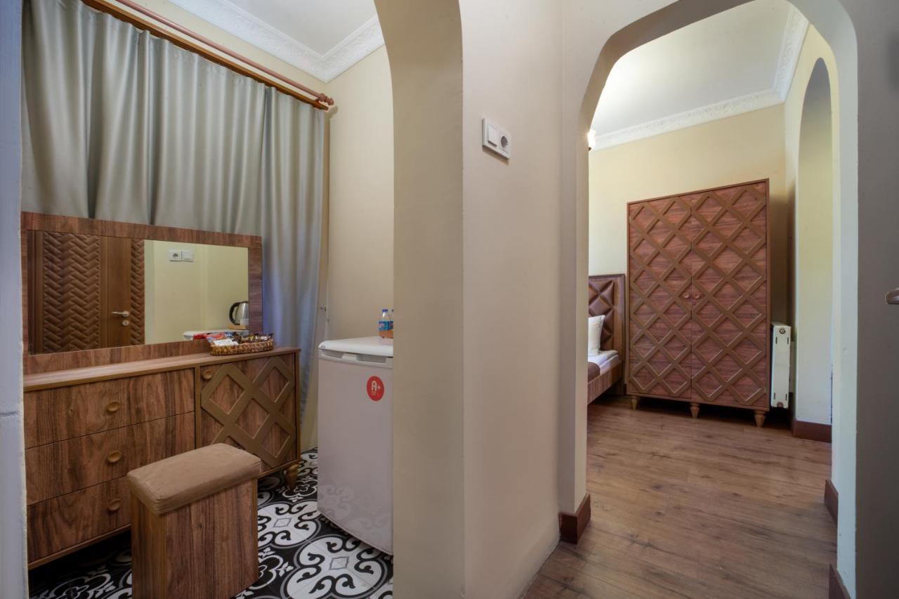 Hotel Taxim Cool Estambul Exterior foto